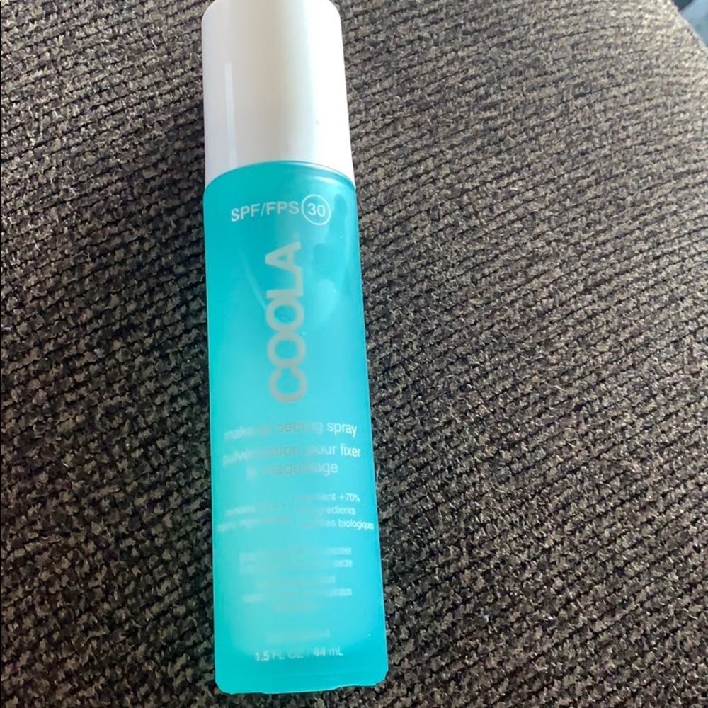 Coola makeup setting spray with spf 30